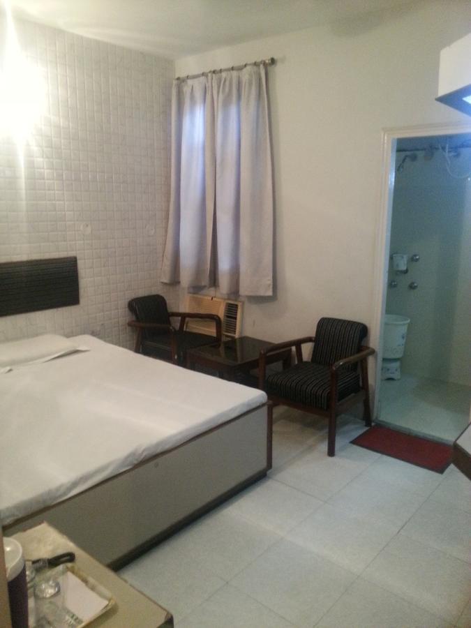 Hotel Greens Лудяна Екстериор снимка