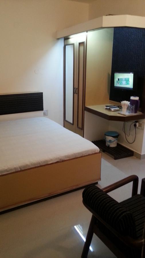 Hotel Greens Лудяна Екстериор снимка